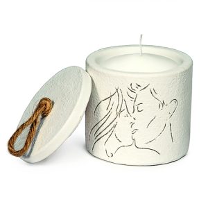 CANDELA COPPIA INNAMORATI BACIO